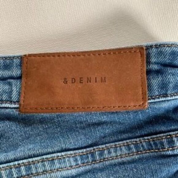 H&M &Denim Women's Girlfriend Fit Distressed Jeans size 29 - Picture 2 of 6